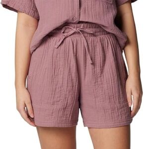 NEW Columbia Womens Holly Hideaway Breezy ShortHiking Shorts Size M